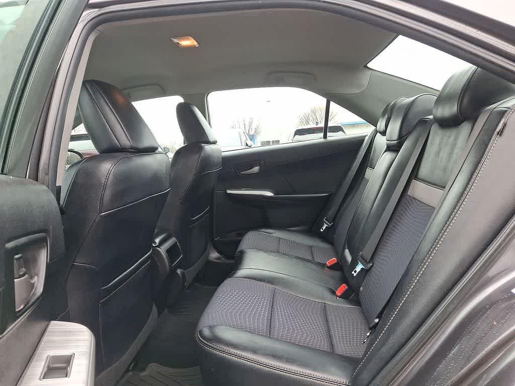 Thumbnail: 2013 Toyota Camry - 20