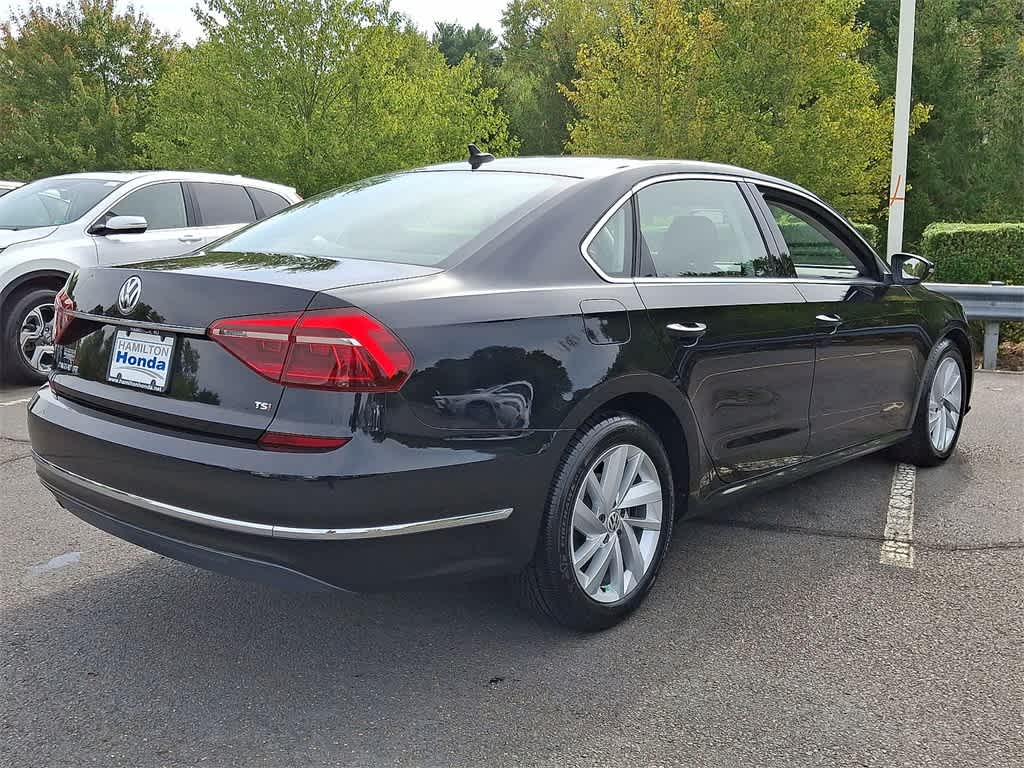 Thumbnail: 2018 Volkswagen Passat - 23