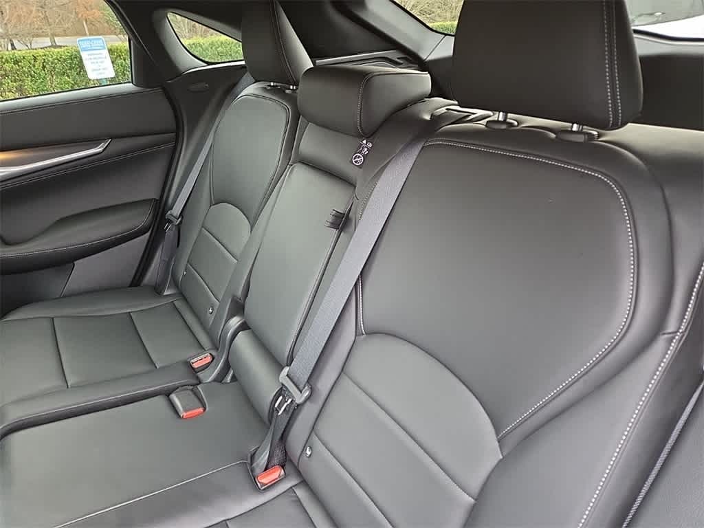 Thumbnail: 2022 INFINITI QX55 - 17