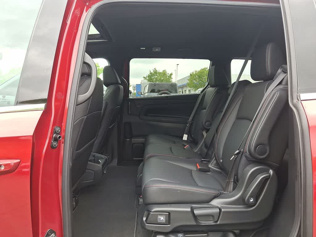 Thumbnail: 2026 Honda Odyssey - 20