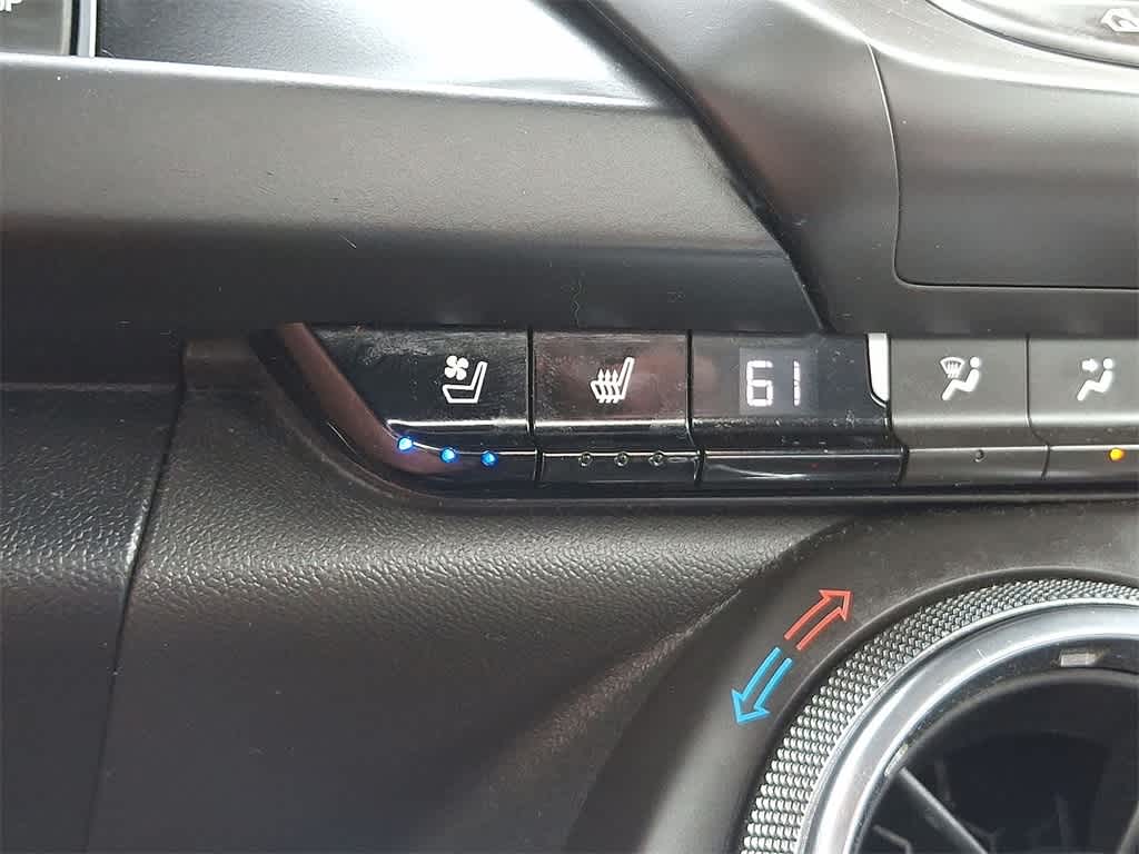 2018 Chevrolet Camaro  19