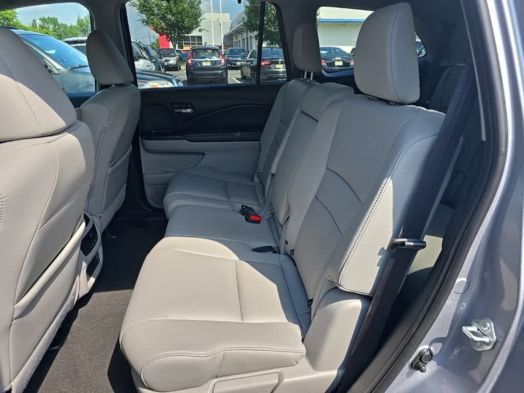 Thumbnail: 2022 Honda Pilot - 7