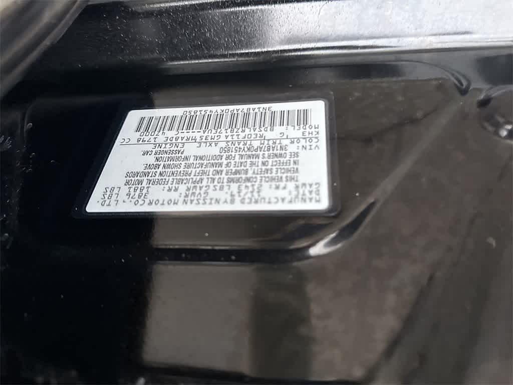 Thumbnail: 2019 Nissan Sentra - 15