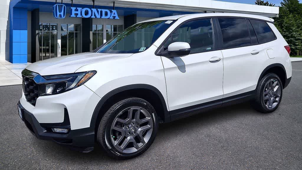 Thumbnail: 2023 Honda Passport - 4