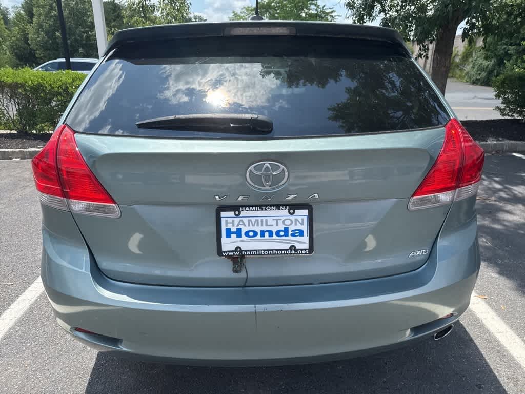 Thumbnail: 2011 Toyota Venza - 5