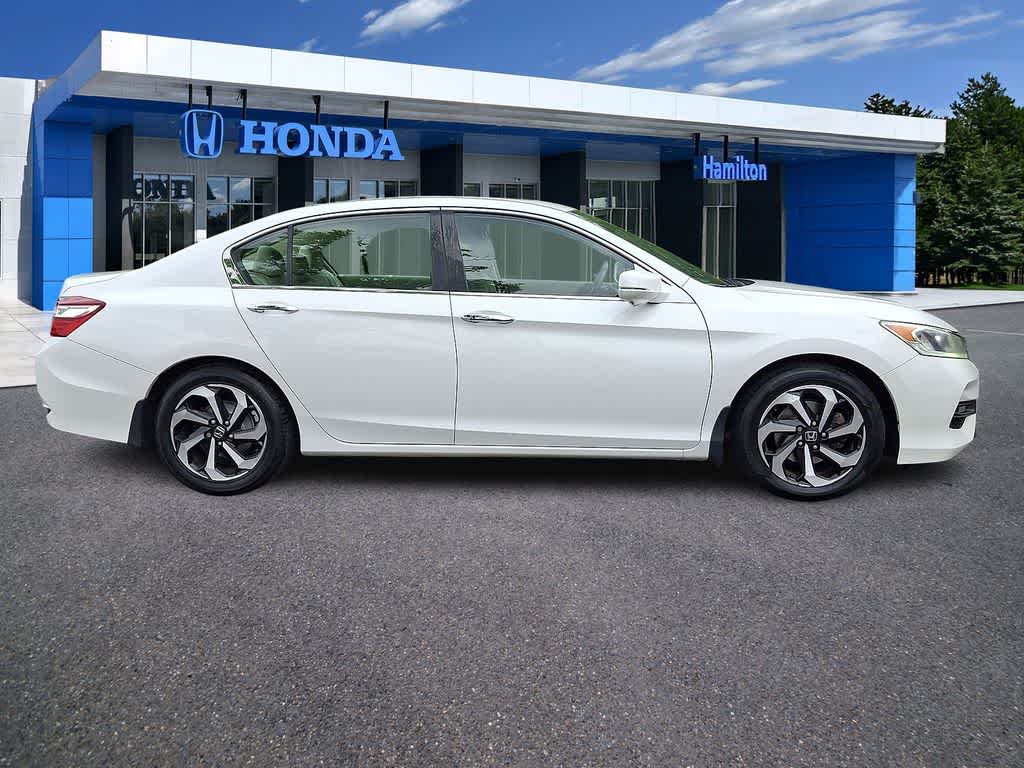 Thumbnail: 2016 Honda Accord - 25