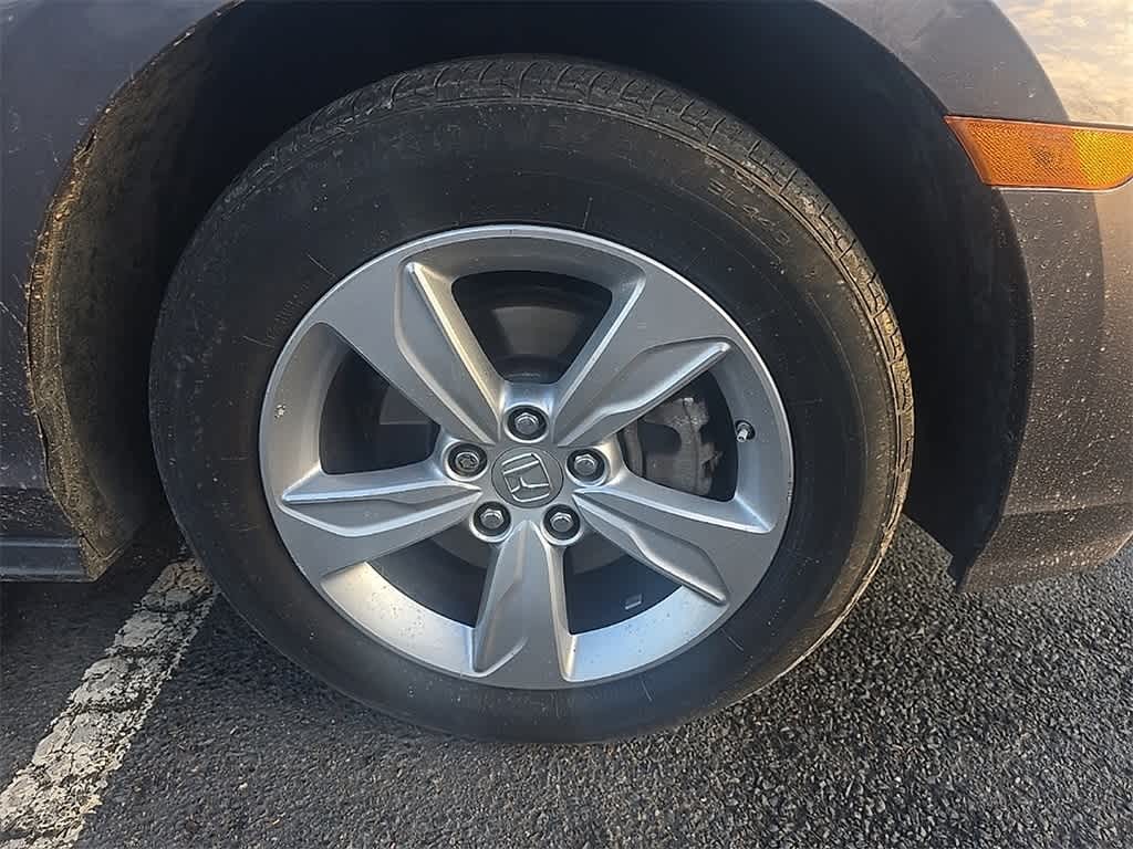 Thumbnail: 2018 Honda Odyssey - 9