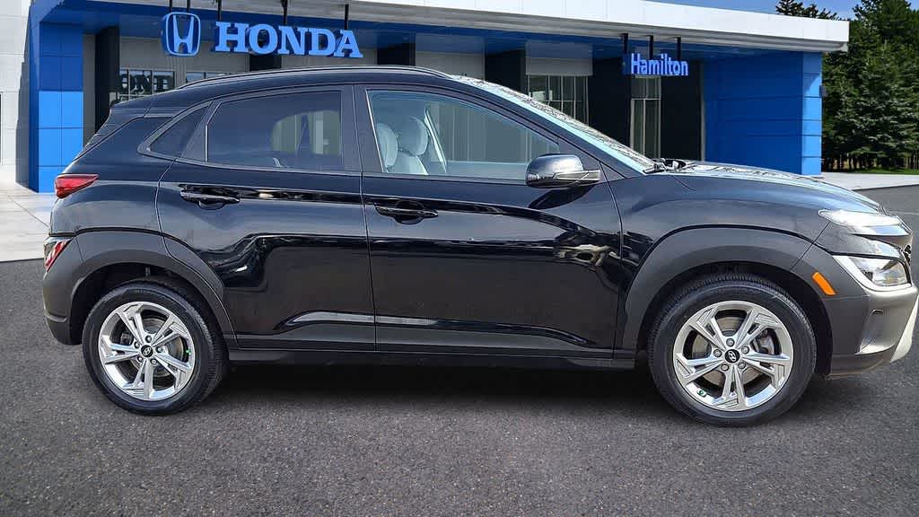 Thumbnail: 2023 Hyundai Kona - 9