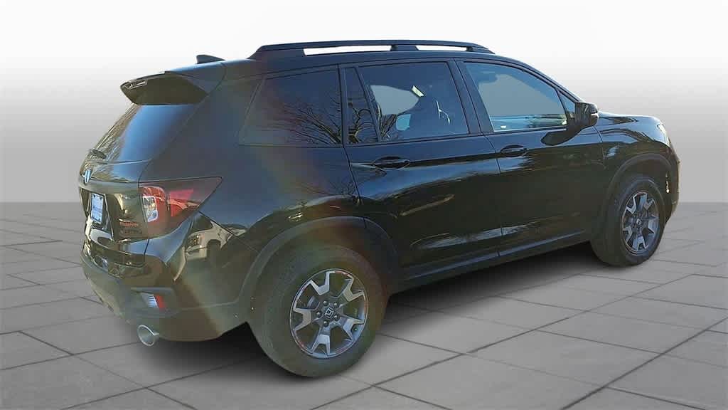 Thumbnail: 2023 Honda Passport - 8