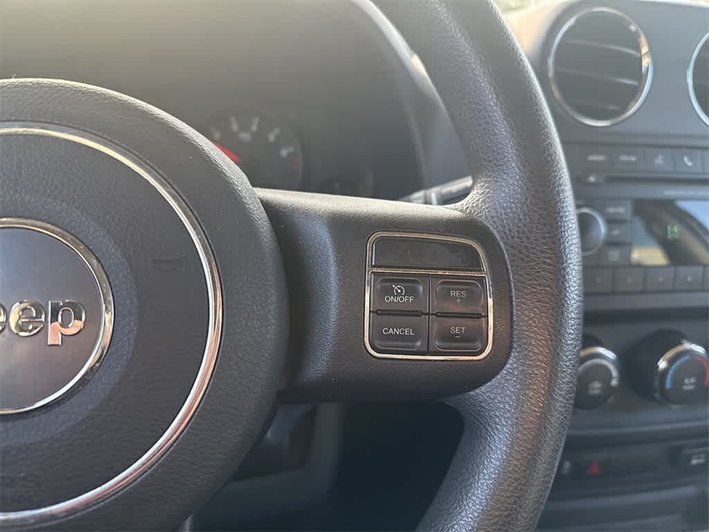 Thumbnail: 2013 Jeep Patriot - 10