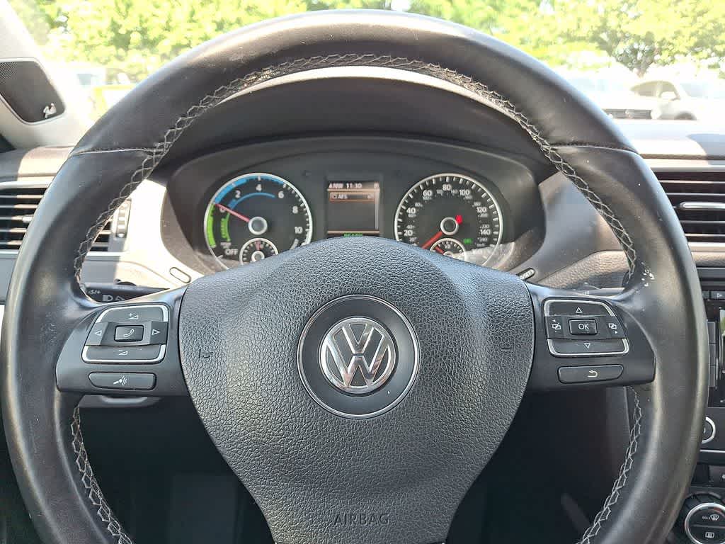 Thumbnail: 2014 Volkswagen Jetta - 16