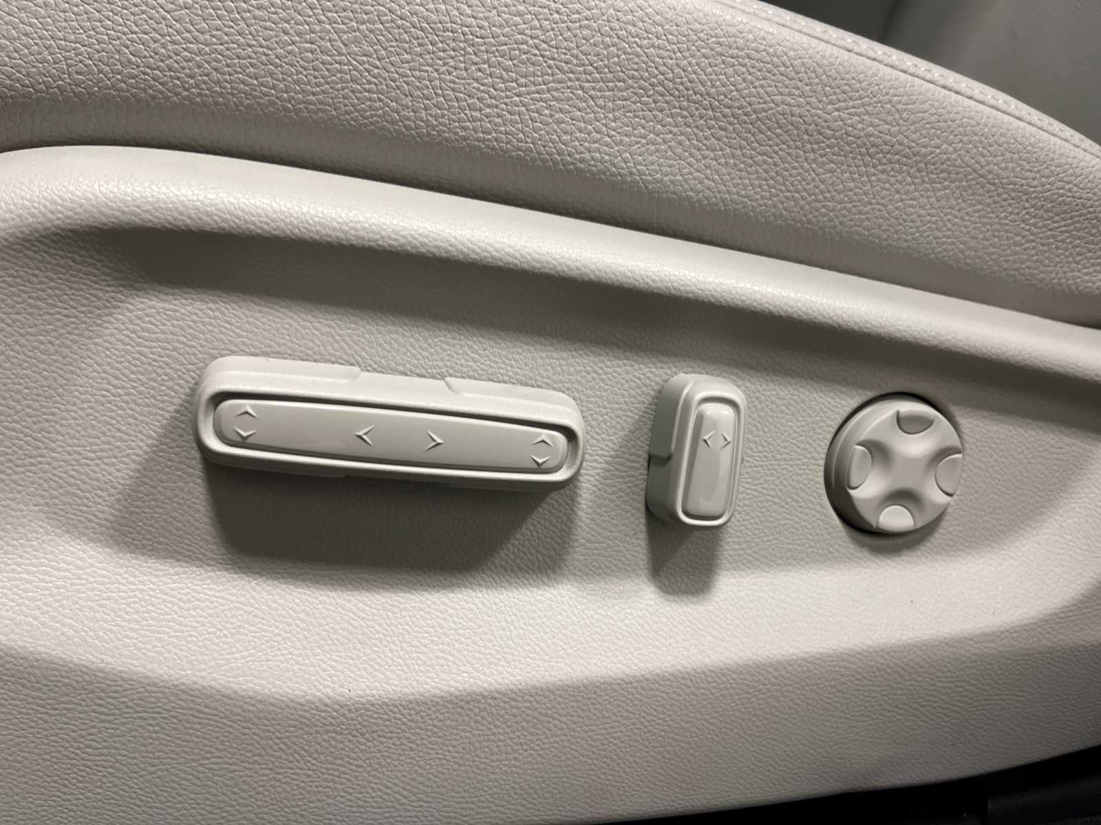 Thumbnail: 2026 Honda Odyssey - 13