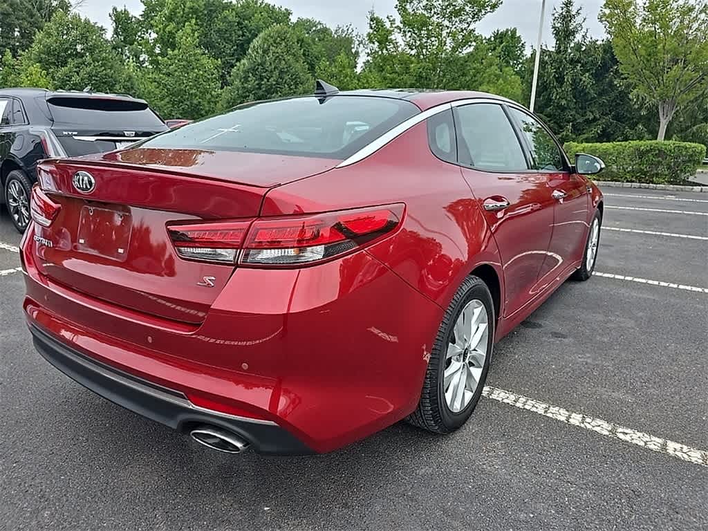 Thumbnail: 2018 Kia Optima - 4