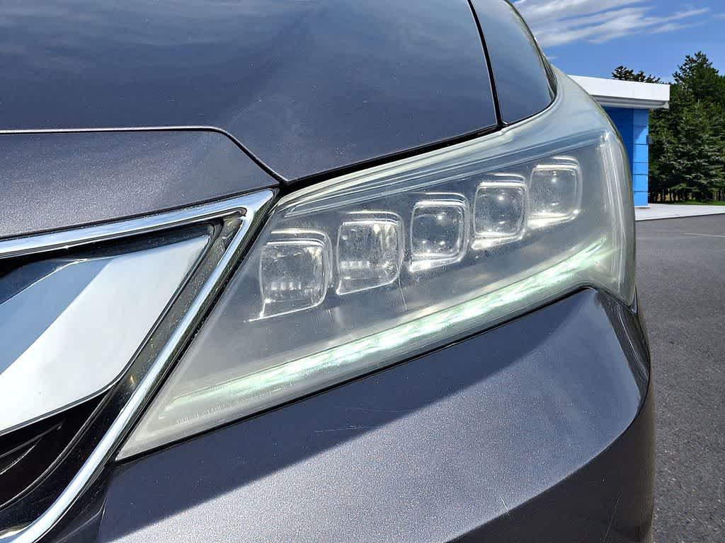 Thumbnail: 2017 Acura ILX - 28