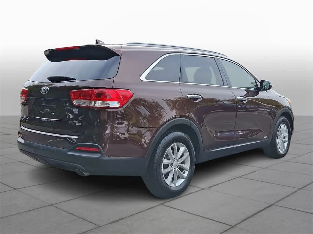 Thumbnail: 2016 Kia Sorento - 21