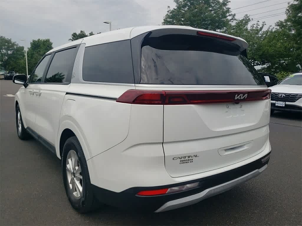 Thumbnail: 2023 Kia Carnival - 7