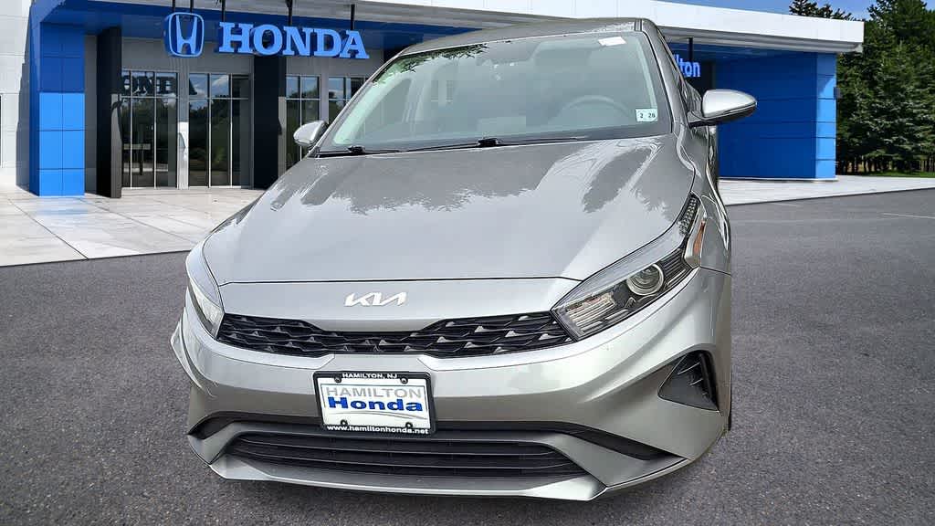 Thumbnail: 2023 Kia Forte - 3