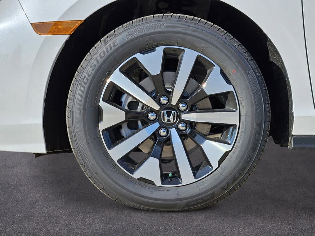 Thumbnail: 2026 Honda Odyssey - 6