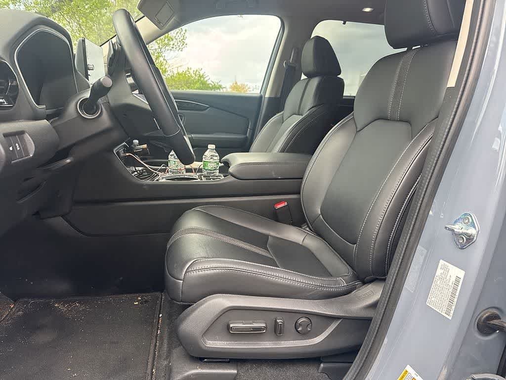 Thumbnail: 2023 Honda Pilot - 10