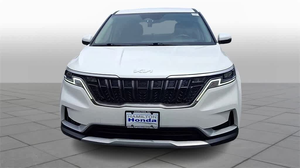 Thumbnail: 2023 Kia Carnival - 3