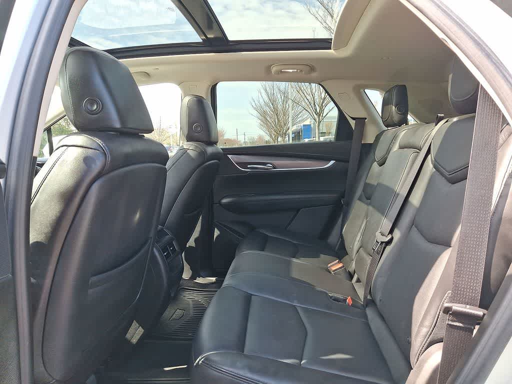 Thumbnail: 2017 Cadillac XT5 - 20