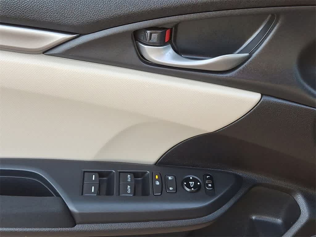 Thumbnail: 2018 Honda Civic - 10