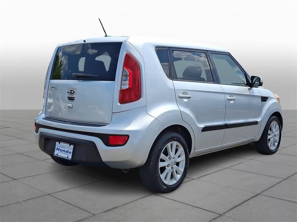 Thumbnail: 2012 Kia Soul - 16