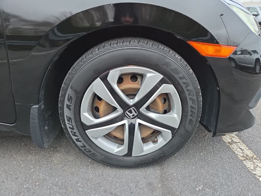 Thumbnail: 2017 Honda Civic - 11