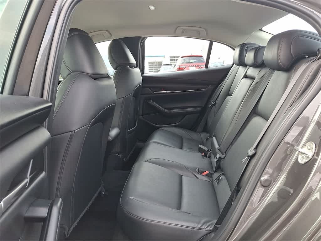 Thumbnail: 2022 Mazda Mazda3 - 20