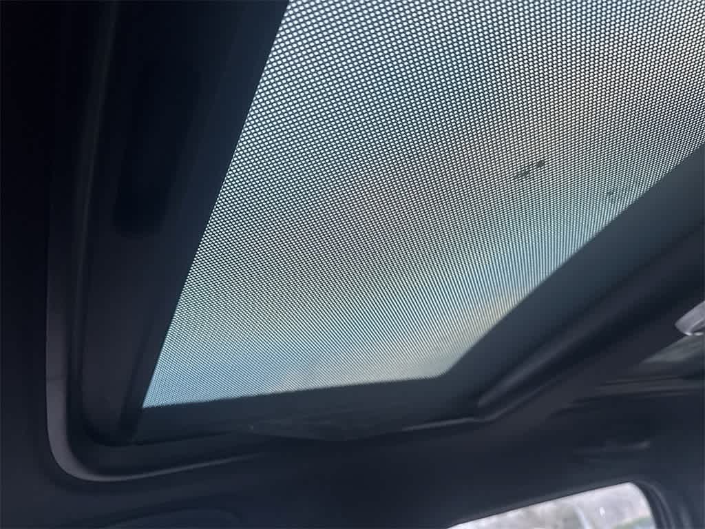 Thumbnail: 2014 MINI Cooper Countryman - 15