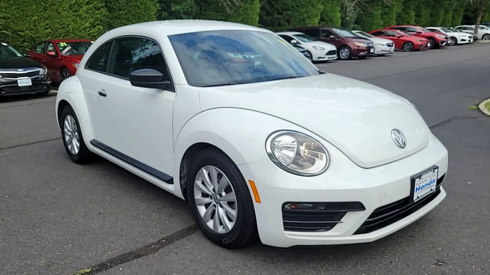 2017 Volkswagen Beetle S 2