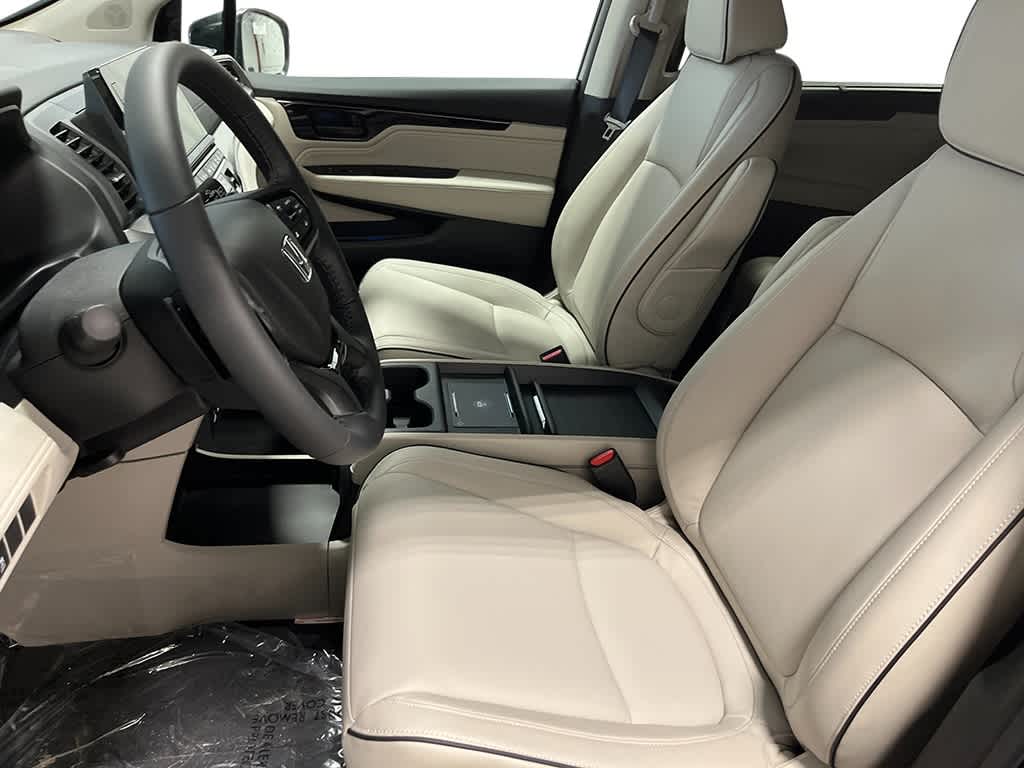 Thumbnail: 2026 Honda Odyssey - 16