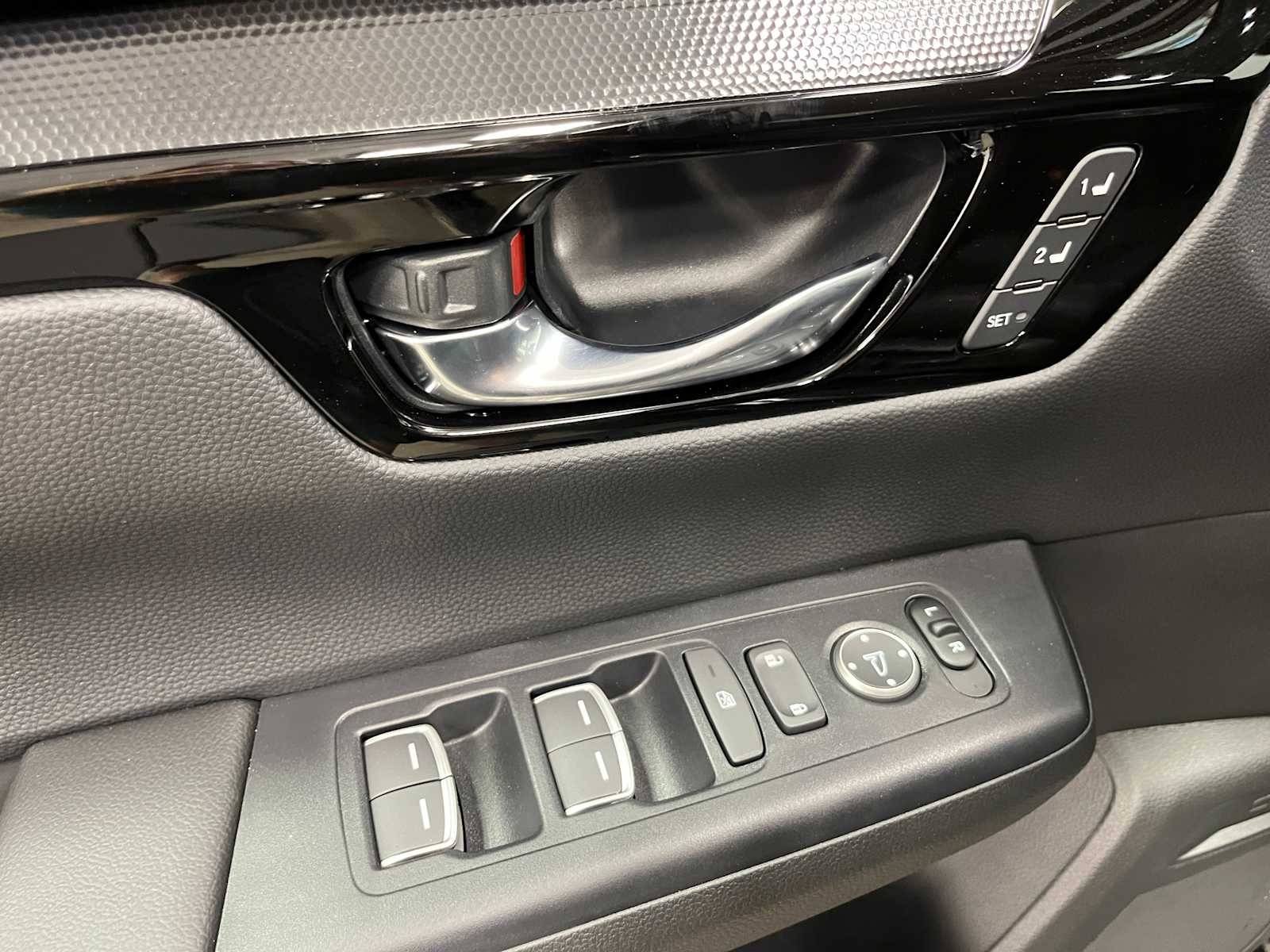 Thumbnail: 2026 Honda CR-V - 14