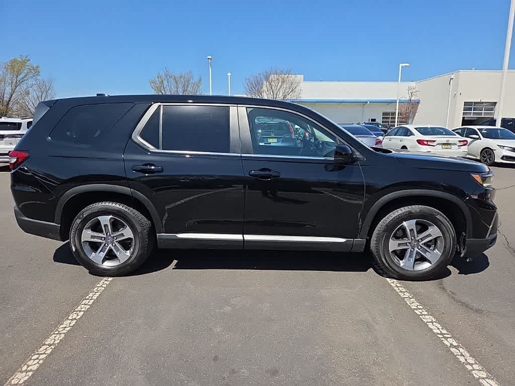 Thumbnail: 2024 Honda Pilot - 4