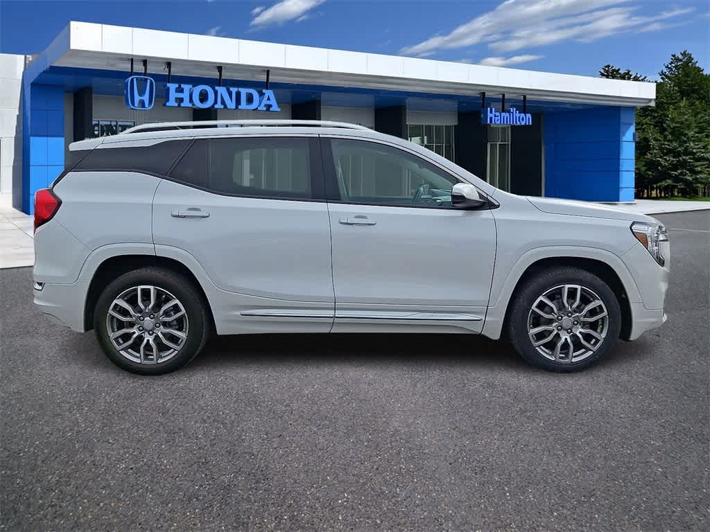 Thumbnail: 2022 GMC Terrain - 25