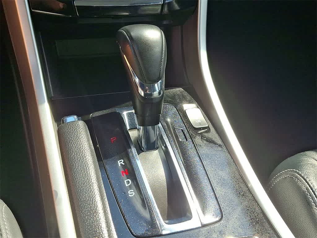 Thumbnail: 2017 Honda Accord - 12