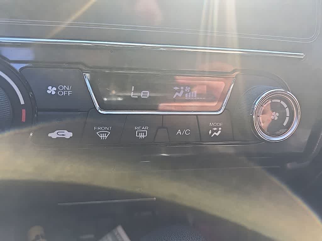 Thumbnail: 2015 Honda Civic - 20