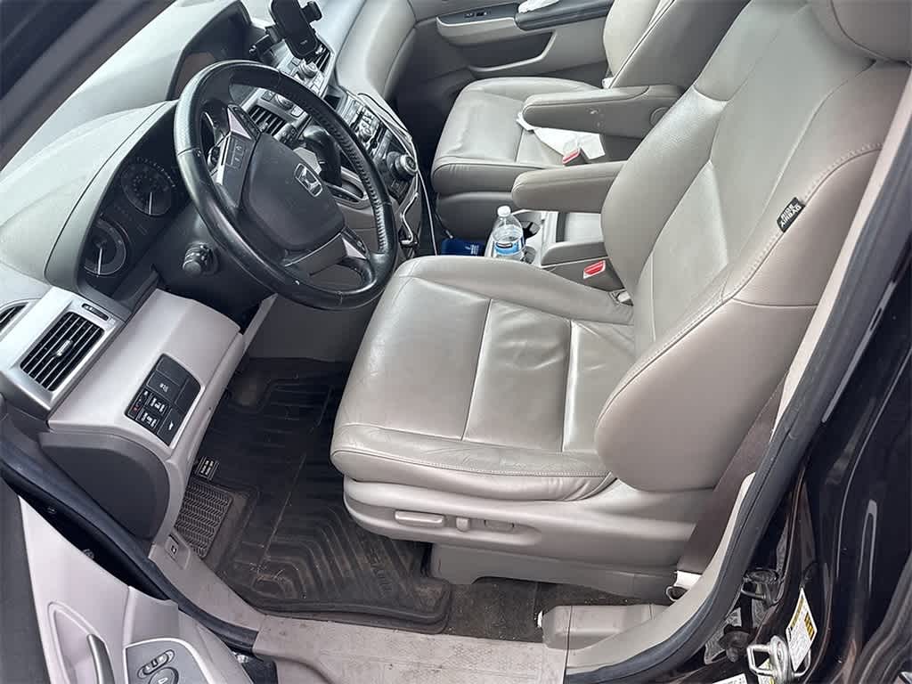 Thumbnail: 2011 Honda Odyssey - 8
