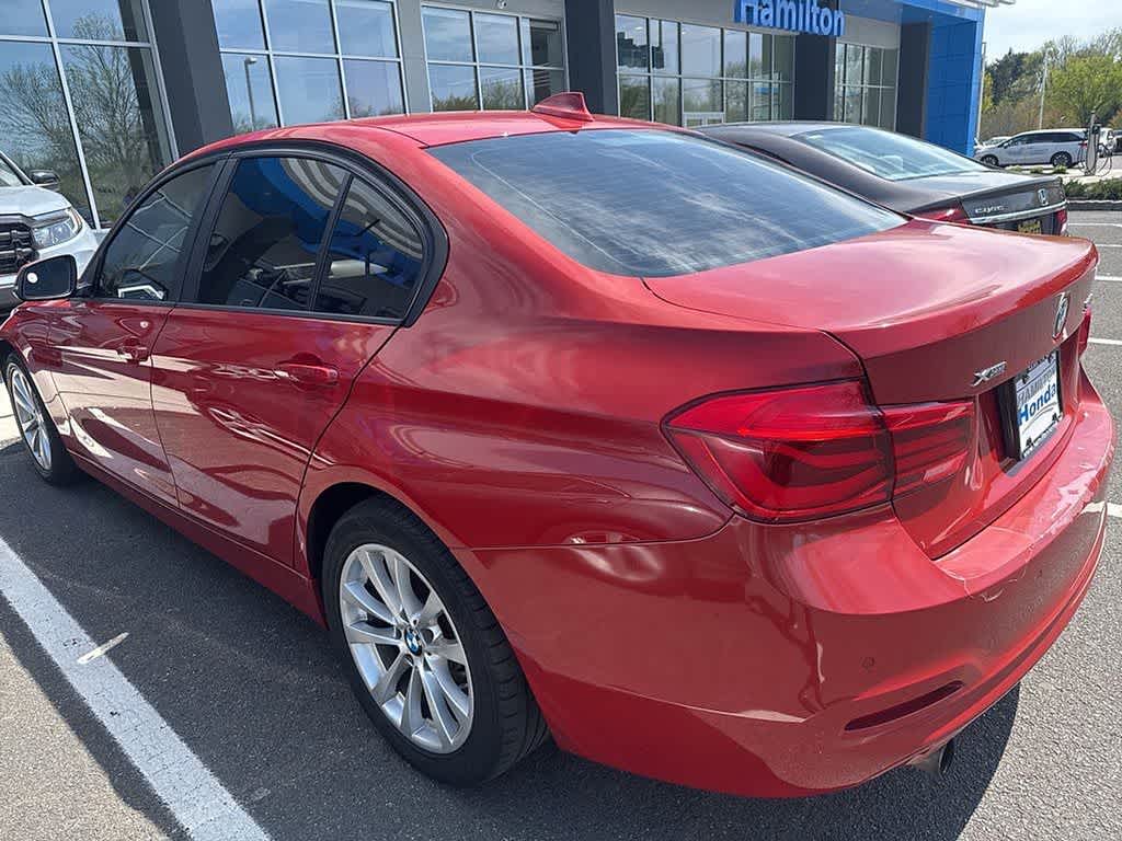 Thumbnail: 2016 BMW 3 Series - 6