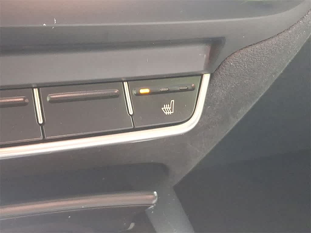 Thumbnail: 2016 Kia Sorento - 18