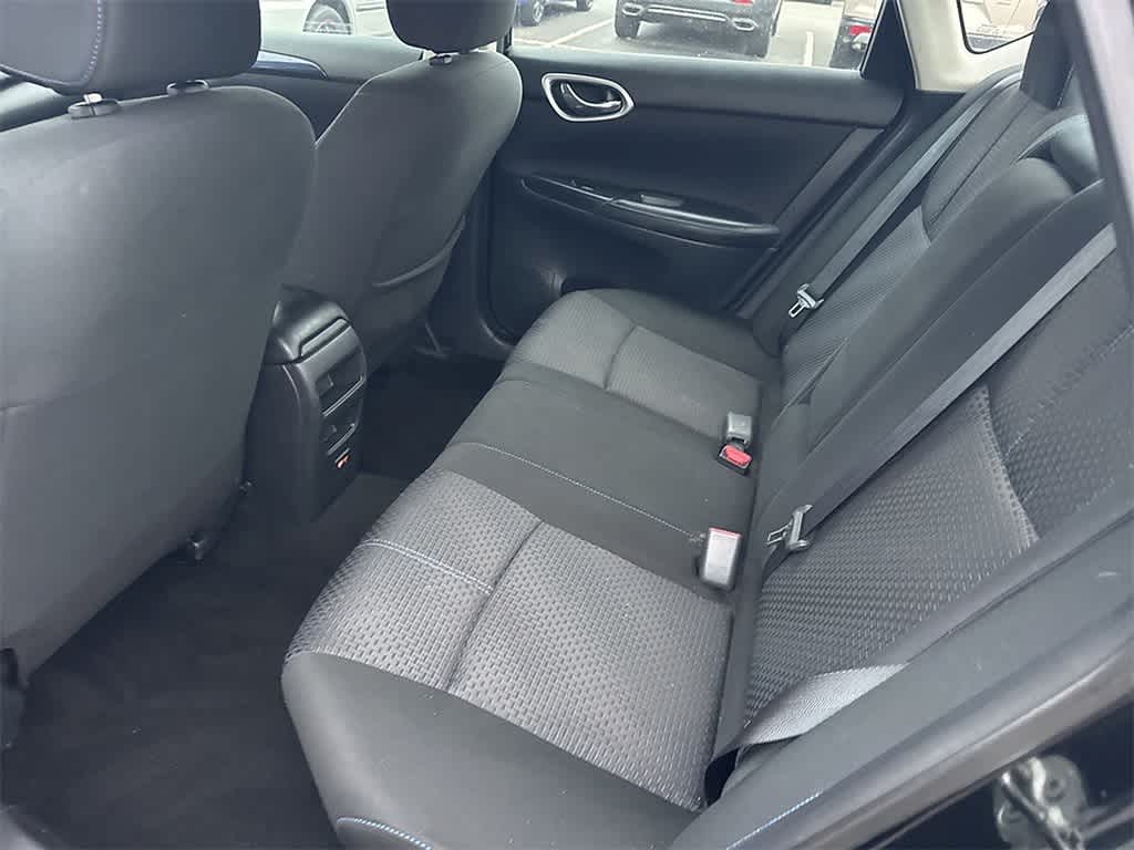 Thumbnail: 2019 Nissan Sentra - 12