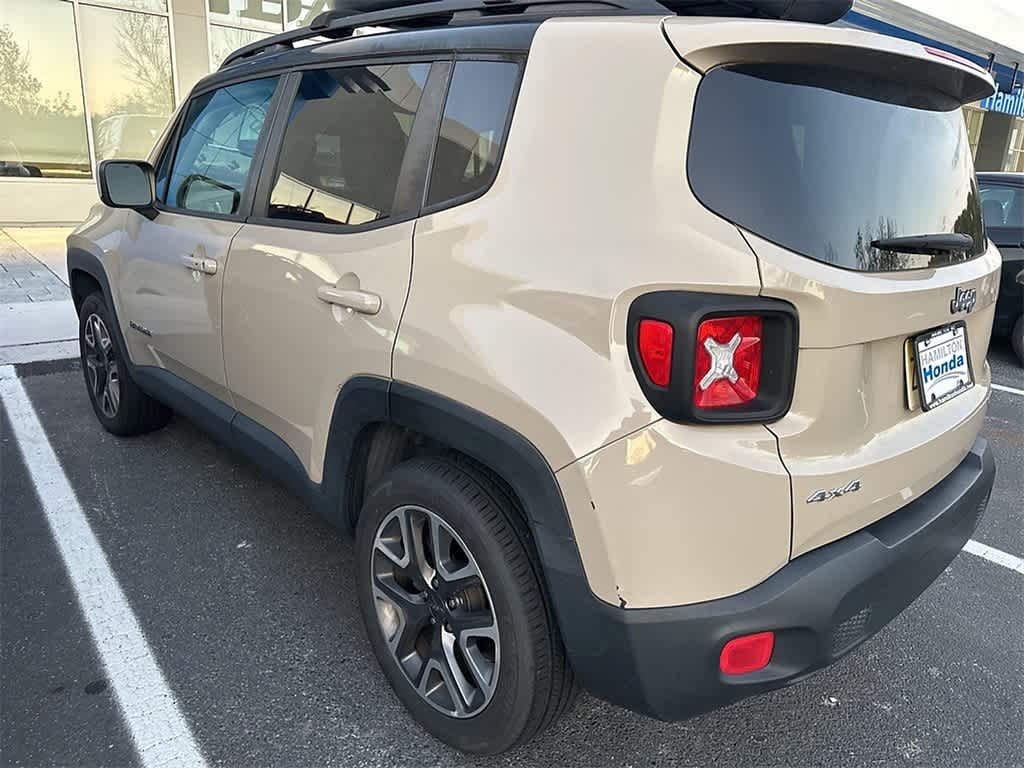 Thumbnail: 2016 Jeep Renegade - 6