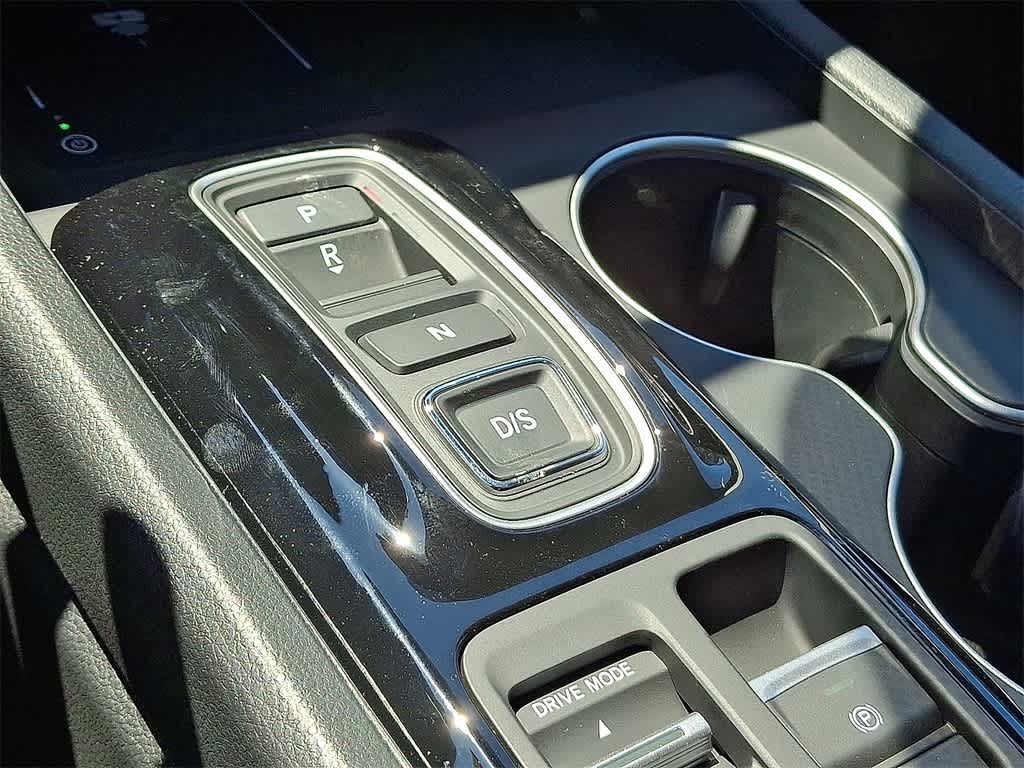 Thumbnail: 2025 Honda Pilot - 15