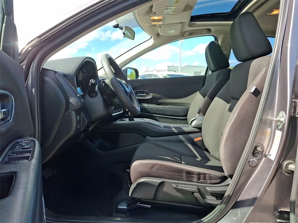 Thumbnail: 2018 Honda HR-V - 11