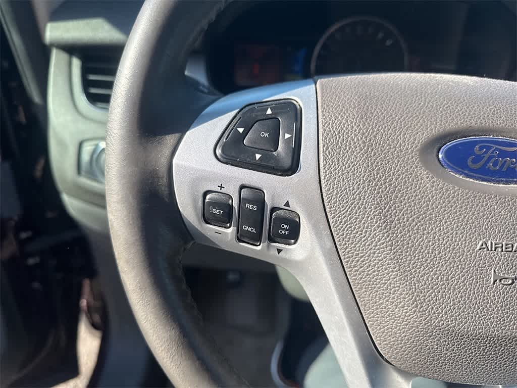 Thumbnail: 2011 Ford Edge - 11