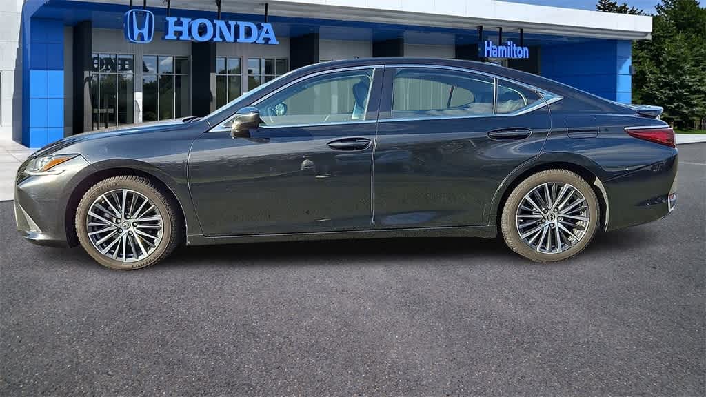 Thumbnail: 2023 Lexus ES - 5