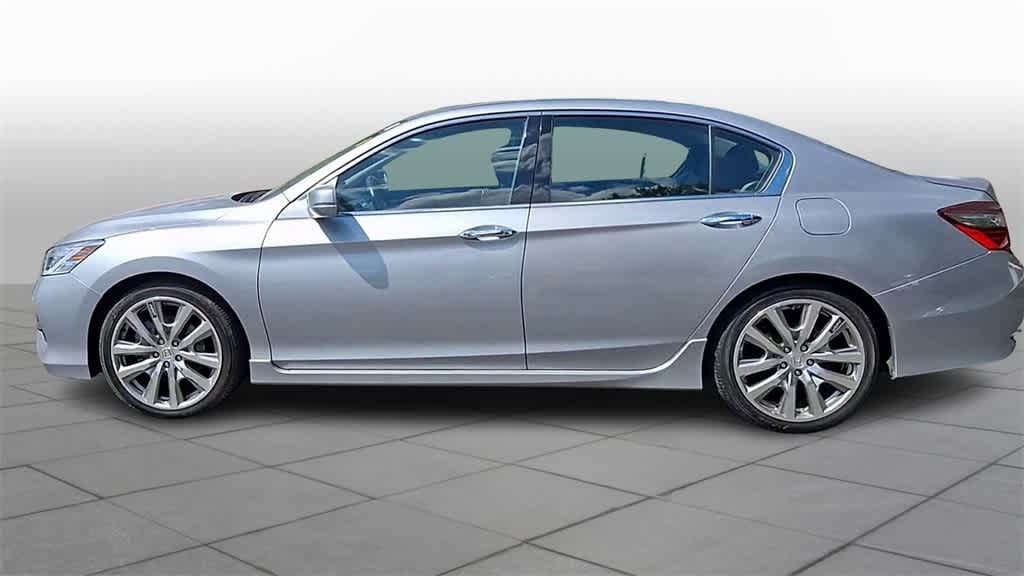 Thumbnail: 2017 Honda Accord - 5