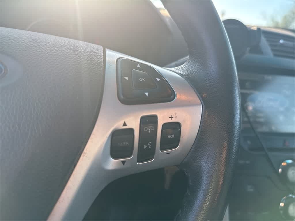 Thumbnail: 2015 Ford Explorer - 10