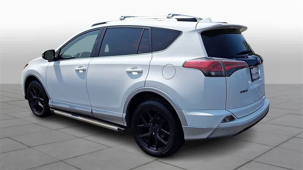 Thumbnail: 2016 Toyota RAV4 - 6
