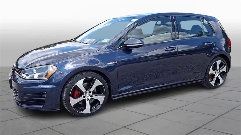 Thumbnail: 2015 Volkswagen Golf - 4